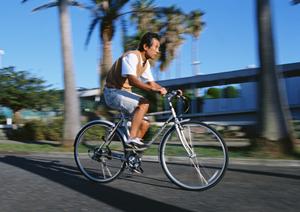 ネイサンのウェアやグッズを通販で購入