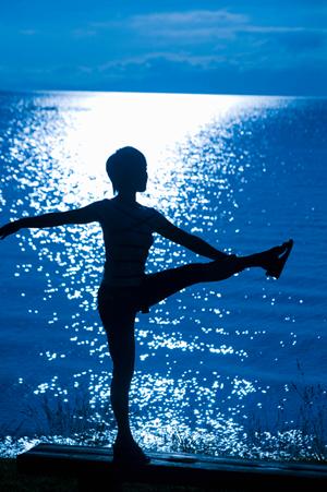 ヨガスタジオでホルモンバランスを整える